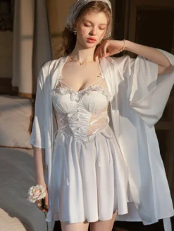 Nuisette de mariée en dentelle blanche dos nu en satin et satin lingerie femme