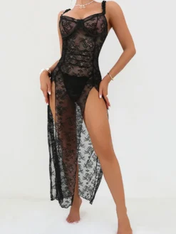 Nuisette longue noire sexy gainante dos nu découpée en polyester lingerie