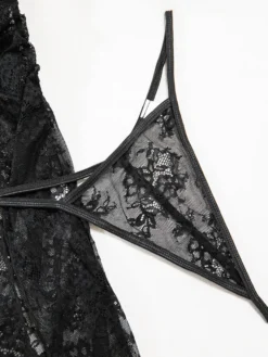 Nuisette longue noire sexy gainante dos nu découpée en polyester lingerie