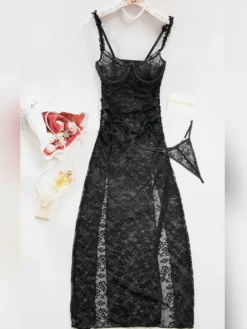 Nuisette longue noire sexy gainante dos nu découpée en polyester lingerie