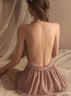 Nuisette sexy en dentelle rose dos nu et tulle style babydoll.