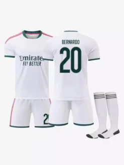 26/27 N° 7 Viní. Jr N° 10 Mbappé N° 5 Bellingham Ensemble 3 pièces Maillot domicile du club de football pour adultes et enfants