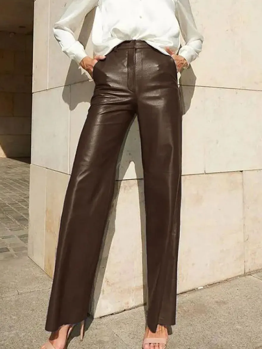 Pantalon droit en similicuir bleu à boutons taille naturelle