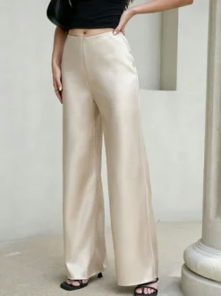 Pantalon marron en satin taille naturelle