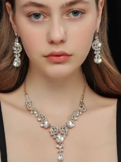 Parure de bijoux de mariée en métal et perles d'imitation attrayantes