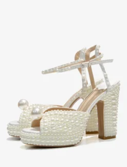 Perles blanches sandales de mariée Peep Toe talon bloc bride à la cheville chaussures de mariage