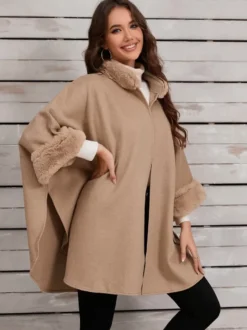 Poncho à col montant femme cape asymétrique kaki en fausse fourrure
