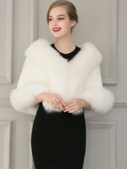 Poncho Fourré Polaire Femme Cape Blanche