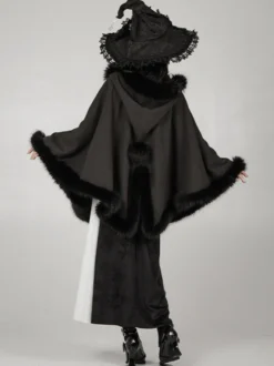 Poncho gothique Lolita en polyester blanc avec pompons pour l'automne