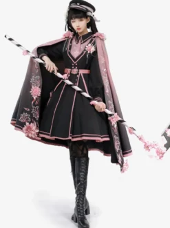 Poncho Lolita militaire Chaînes en polyester noir Brodé imprimé floral Vêtements d'extérieur Lolita