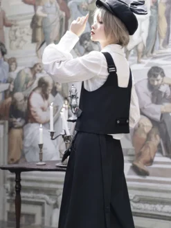 【Pré-vente】 Gilet à bandoulière Lolita asymétrique noir gothique Lolita