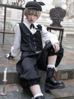 【Pré-vente】 Gilet à bandoulière Lolita asymétrique noir gothique Lolita