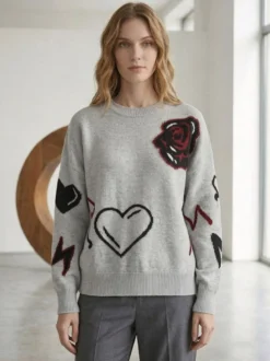 Pull-over oversize à col rond en maille jacquard rose cœur à manches longues