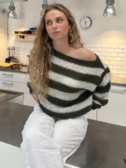 Pull rayé à épaules dénudées en maille coupe ample manches longues style décontracté pour femme haut oversize en maille douce