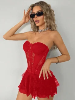 Robe bustier mini sans bretelles en dentelle à volants multiples jupe à volants style gâteau