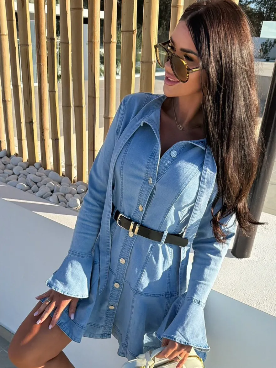 Robe chemise en jean mini à manches cloche pour femme - Bleu clair poignets évasés boutonnée et ceinturée - Collection printemps 2026