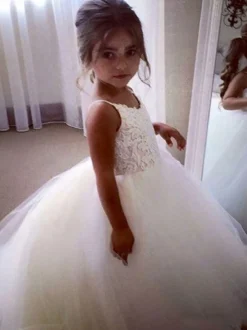 Robe cortège enfant blanche à bretelle en tulle Robe fille de fleur