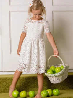 Robe cortège enfant robe de fille de fleur bohème en dentelle col v manche courte