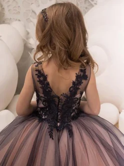 Robe cortège enfant robe de soirée mariage pour fille col V boutonné sur dos au sol