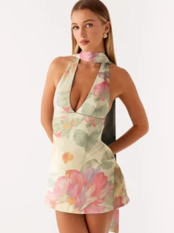 Robe courte dos nu en satin à col halter pour femme - Robe courte dos nu à décolleté plongeant avec foulard - Soirée cocktail d'été 2026