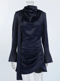 Robe courte en satin bleu marine pour femme - Élégante robe à col montant froncé et manches évasées - Idéale pour un cocktail de printemps 2026