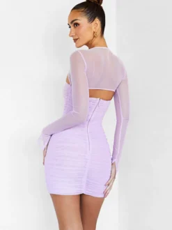 Robe courte sexy lavande à manches longues pour une soirée en amoureux