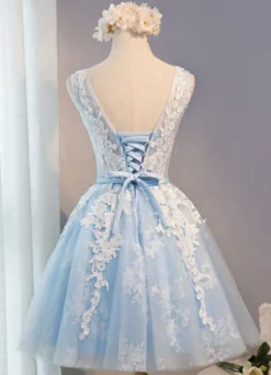 Robe de bal courte broderie en tulle bleu Robe de cérémonie