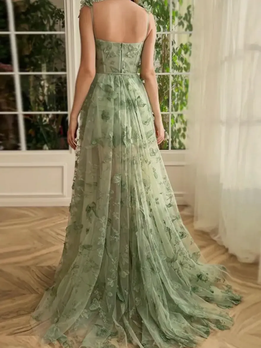 Robe de bal en dentelle florale décolleté en cœur coupe trapèze sans manches style papillon