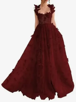 Robe de bal en dentelle florale décolleté en cœur coupe trapèze sans manches style papillon