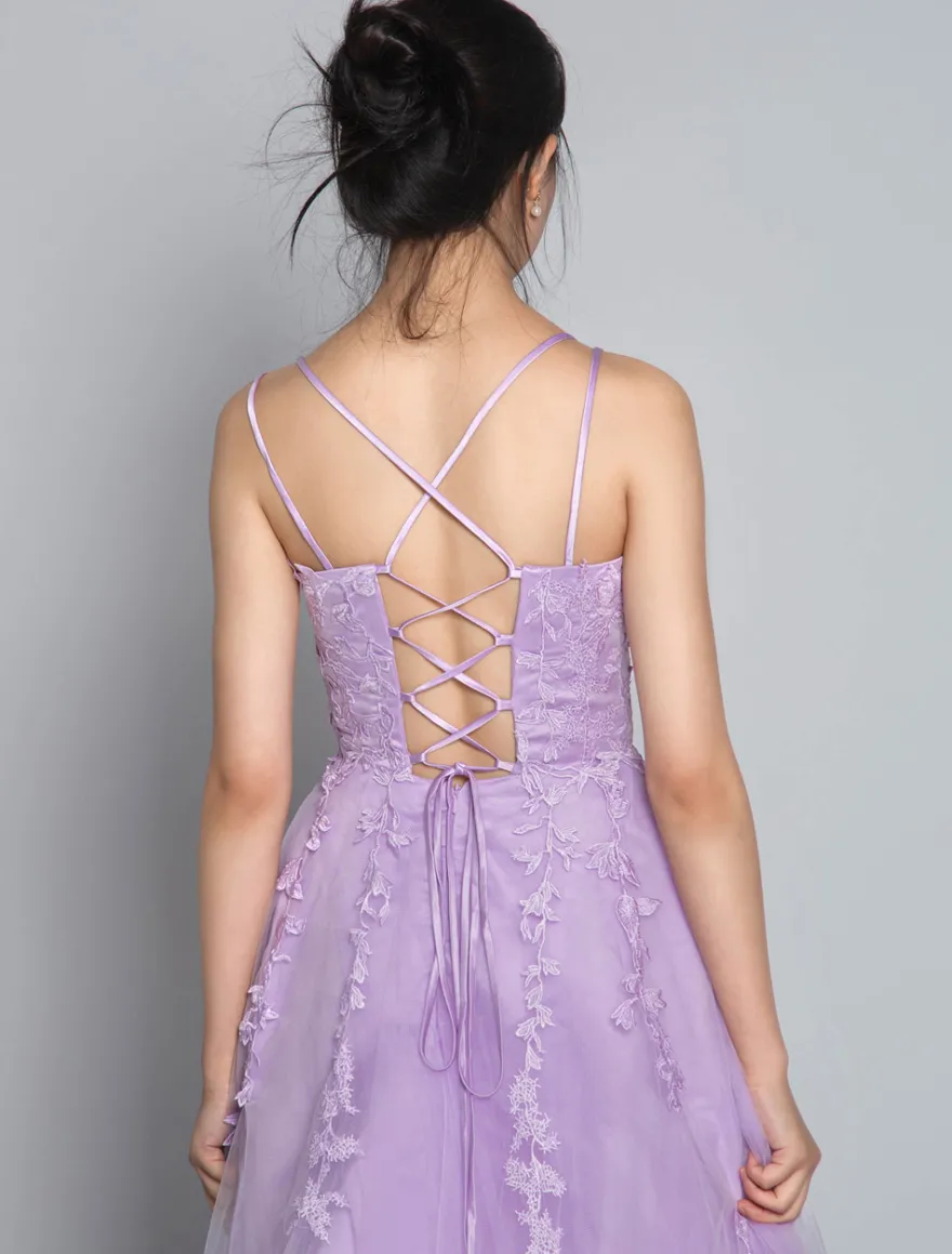 Robe de bal lavande col V à lacets dos nu criss-cross robes de soirée en dentelle