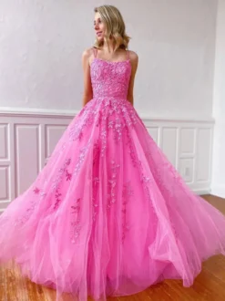 Robe de bal lavande col V à lacets dos nu criss-cross robes de soirée en dentelle
