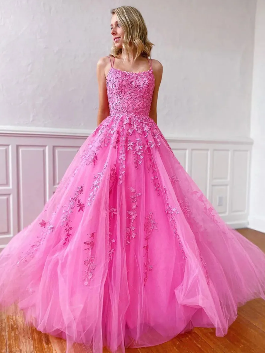 Robe de bal lavande col V à lacets dos nu criss-cross robes de soirée en dentelle
