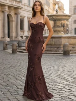 Robe de bal sirène à col cœur sans manches lacée ornée de fleurs en dentelle robe de soirée formelle