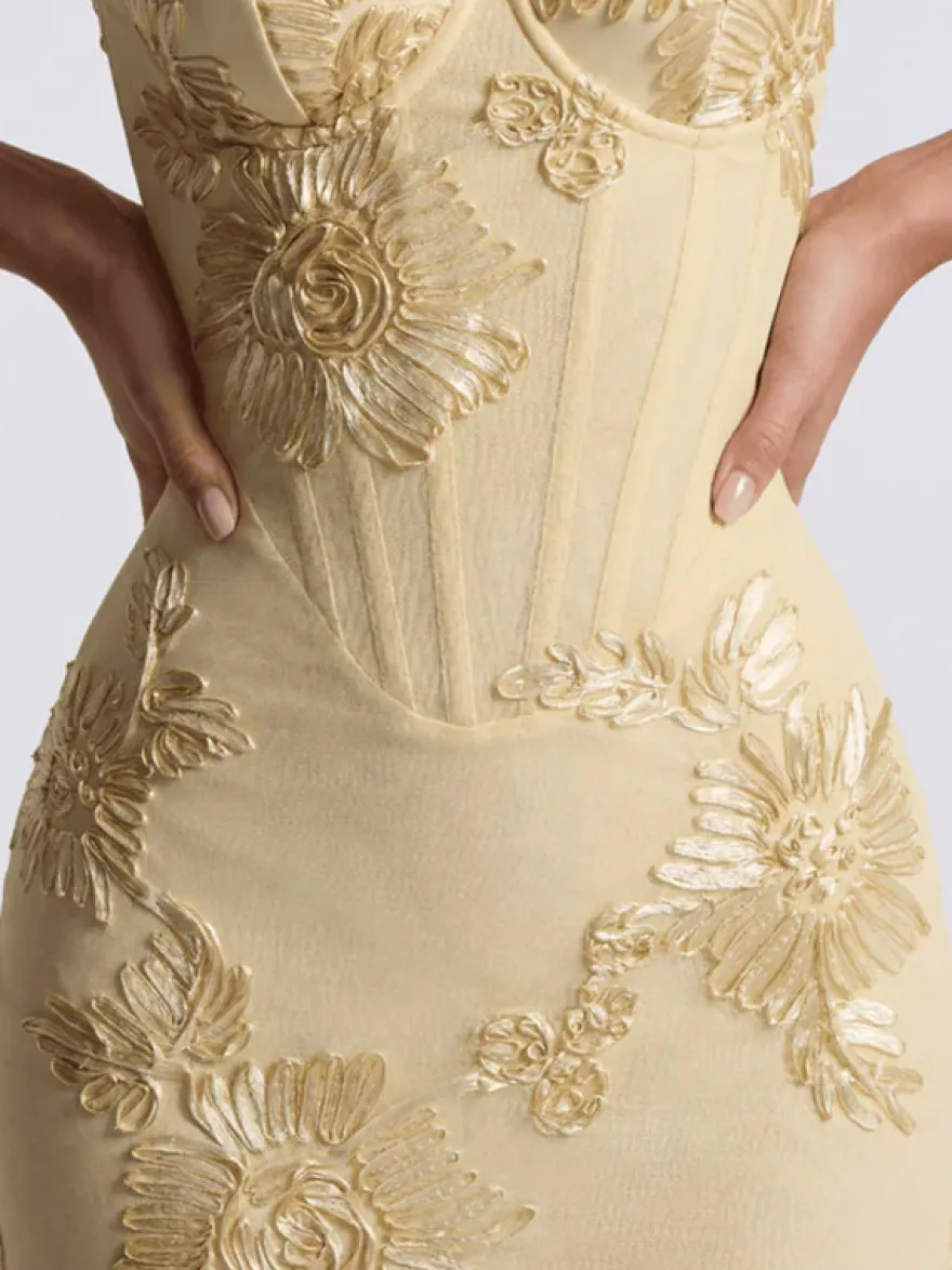 Robe de bal sirène à col cœur sans manches lacée ornée de fleurs en dentelle robe de soirée formelle