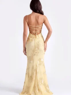 Robe de bal sirène à col cœur sans manches lacée ornée de fleurs en dentelle robe de soirée formelle