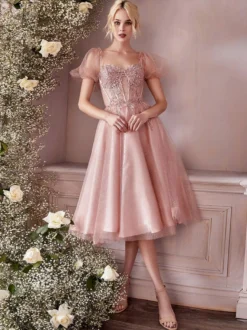 Robe de cocktail Belle A-ligne Tea-Longueur Col en coeur Robes de soirée en dentelle