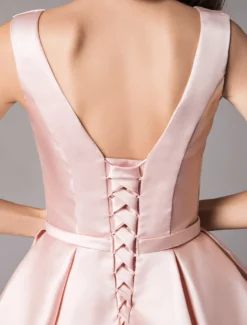Robe de cocktail 2026 en satin douce Robe de soirée rose courte au genou dos nu fermeture à laçage
