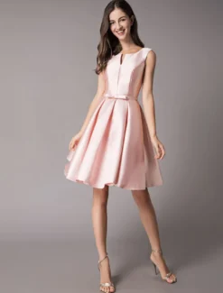 Robe de cocktail 2026 en satin douce Robe de soirée rose courte au genou dos nu fermeture à laçage