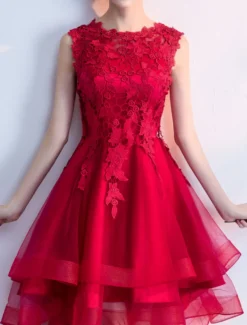 Robe de cocktaile robe de bal asymétrique col rond sans manche