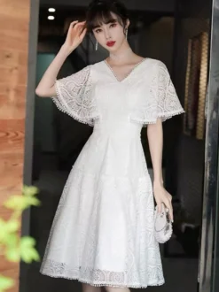 Robe de cocktail Robe de soirée moderne en dentelle à col en V et longueur thé