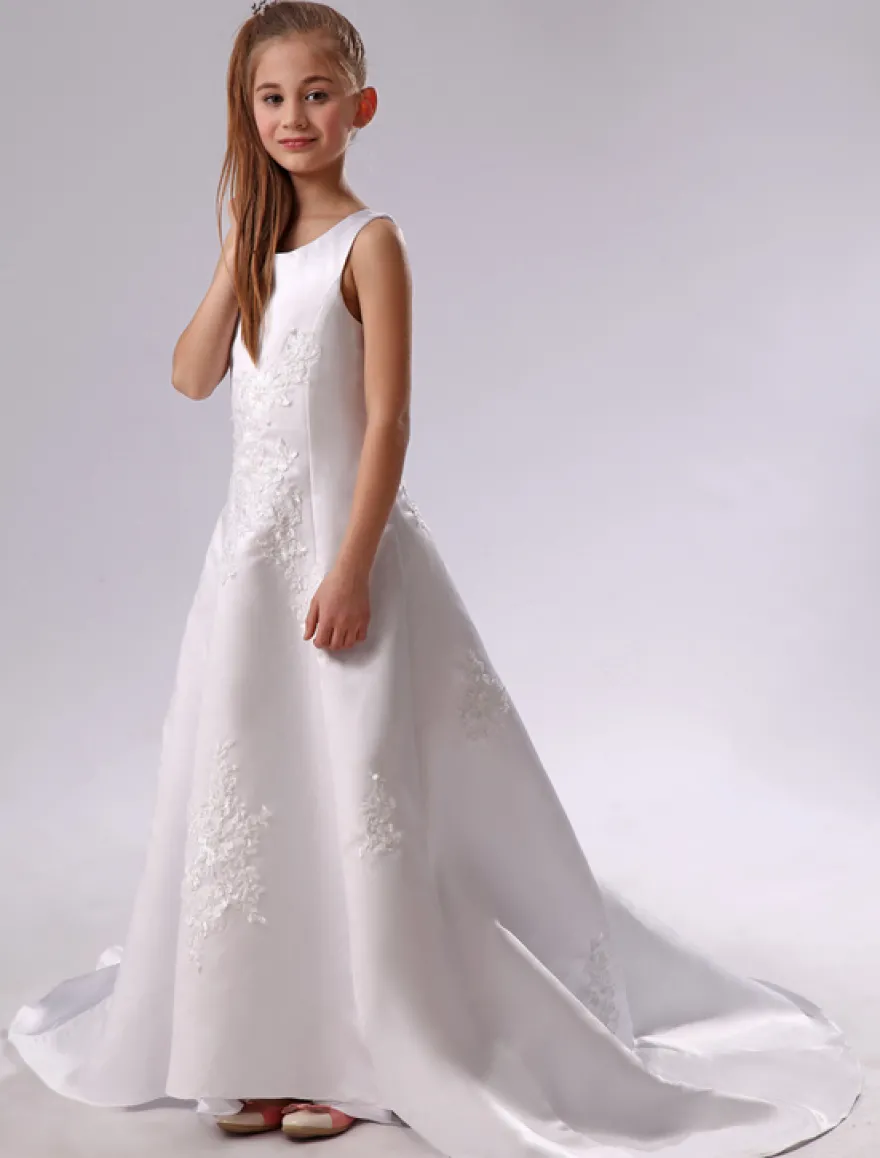 Robe de cortège enfant blanc en satin col rond avec applique