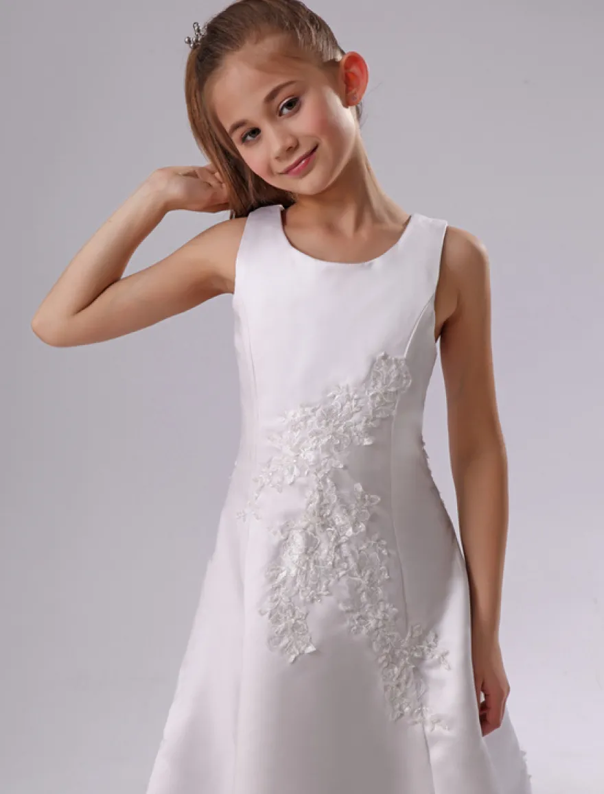 Robe de cortège enfant blanc en satin col rond avec applique