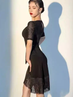 Robe de danse latine noire pour femme à franges en maille manches courtes sexy en polyester