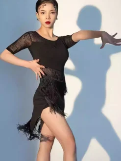 Robe de danse latine noire pour femme à franges en maille manches courtes sexy en polyester