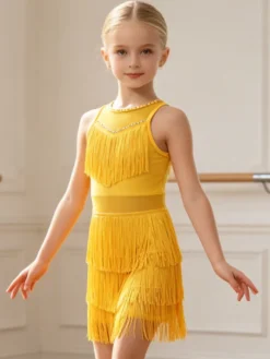 Robe de danse latine pêche pour fille en polyester avec franges élégantes. Tenue de danse latine.