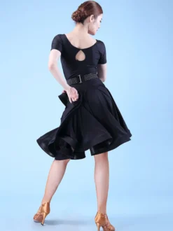 Robe de danse latine pour femme jupe volumineuse robes de performance de danse latine