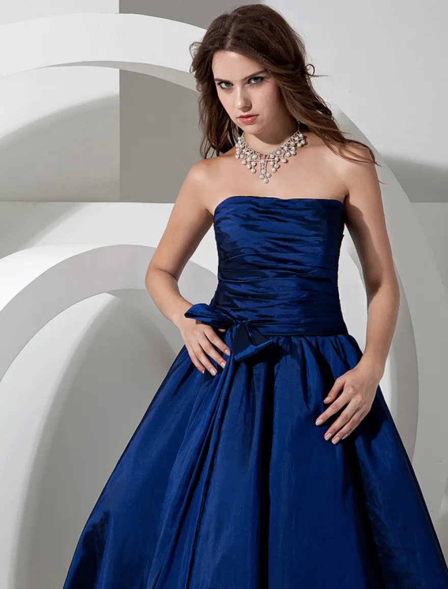 Robe de demoiselle d'honneur bustier avec noeud au sol