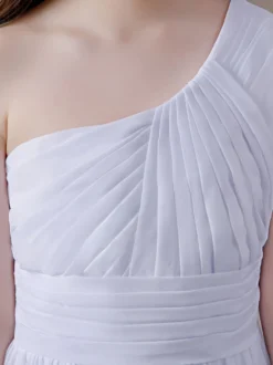 Robe de demoiselle d'honneur en mousseline de soie plissée une épaule sans manches blanc