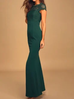 Robe de demoiselle d'honneur verte fonçé col bateau en dentelle zip sur dos robe de cocktail de mariage