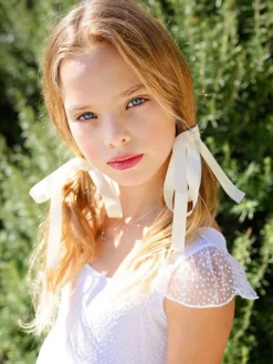 Robe de fille de fleur blanche en dentelle col carré longueur au sol robe cortège enfant